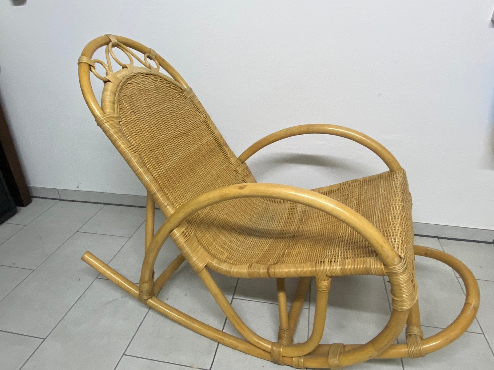 Schommelstoelen schommel stoel, Huis en Inrichting, Ophalen, Zo goed als nieuw, Riet of Rotan, Eén