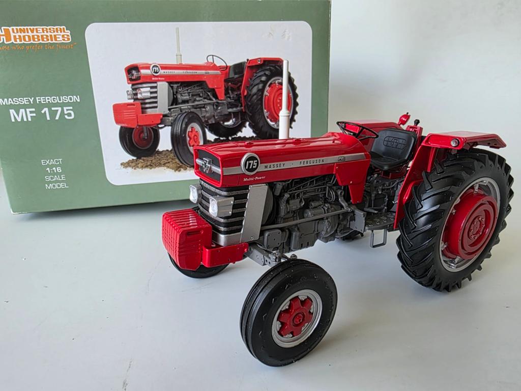 MASSEY-FERGUSON MF 175 UH 1:16, Ophalen of Verzenden, Nieuw, Tractor of Landbouw, Universal Hobbies