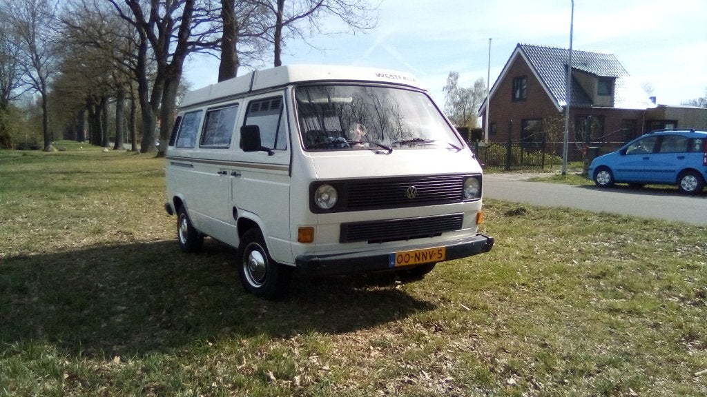 VW T3 Westfalia 1.6 TD 1986, Luifel, 7 tot 12 maanden geleden, Particulier, Raamblindering