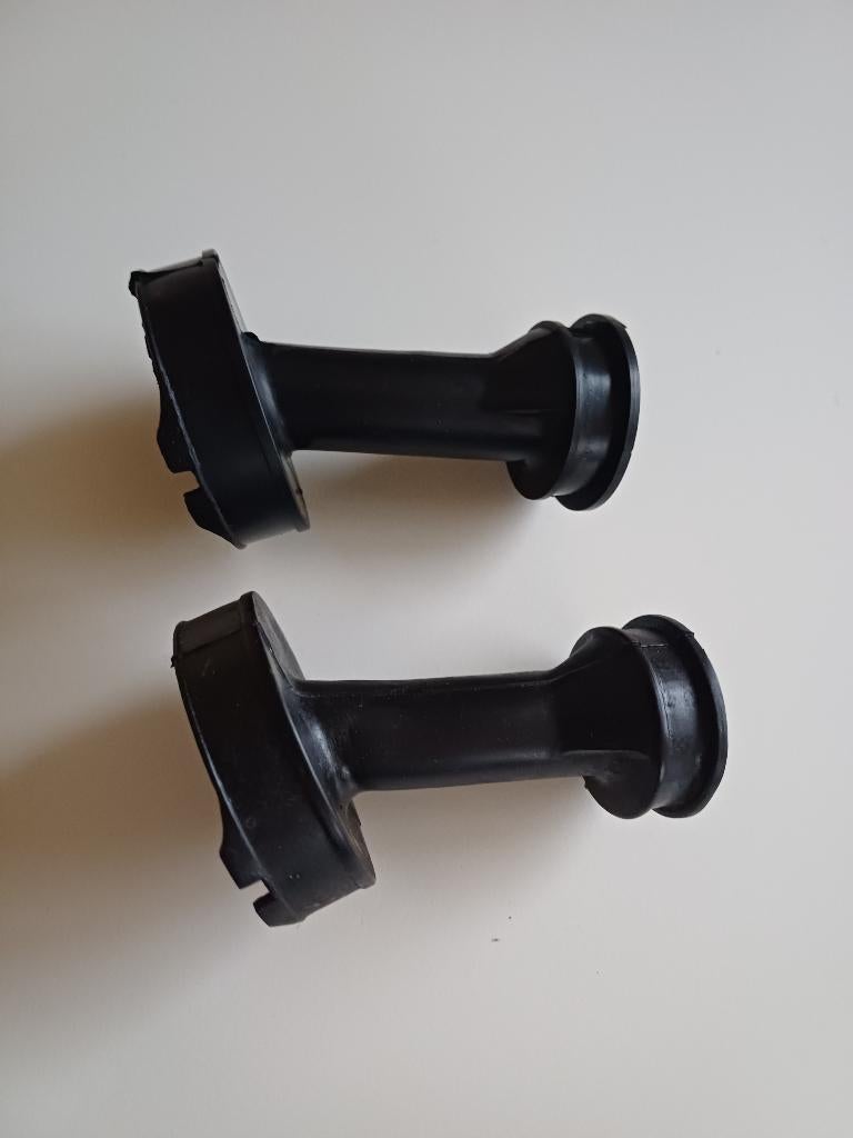 2x yamaha DT RD aanzuig rubber nieuwe, Fietsen en Brommers, Brommeronderdelen | Oldtimers, Nieuw, Yamaha, Ophalen of Verzenden
