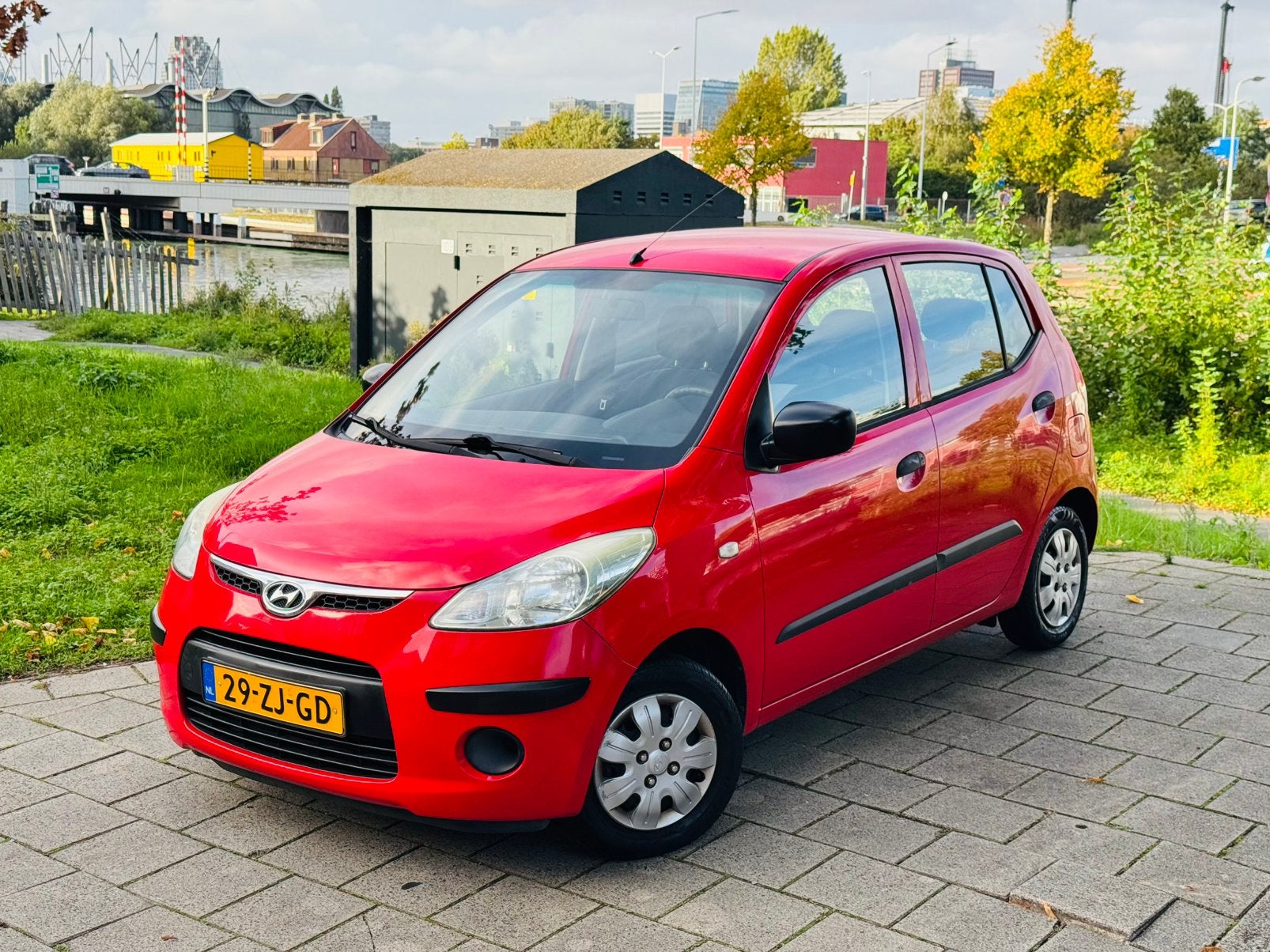 Hyundai i10 1.1 5DR 2008 Airco/Trekhaak/ElekRamen/1stEigenaa, Auto's, Voorwielaandrijving, Stof, 4 cilinders, 400 kg