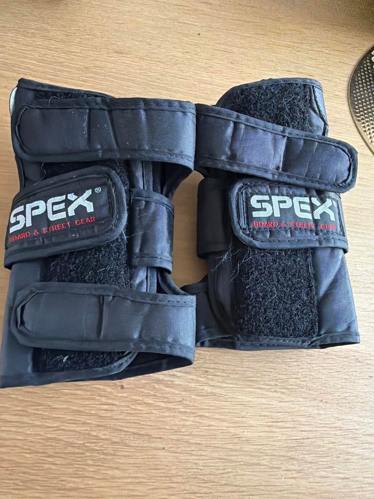 SPEX Polsbeschermers - Board & Street Gear, Ophalen, Gebruikt