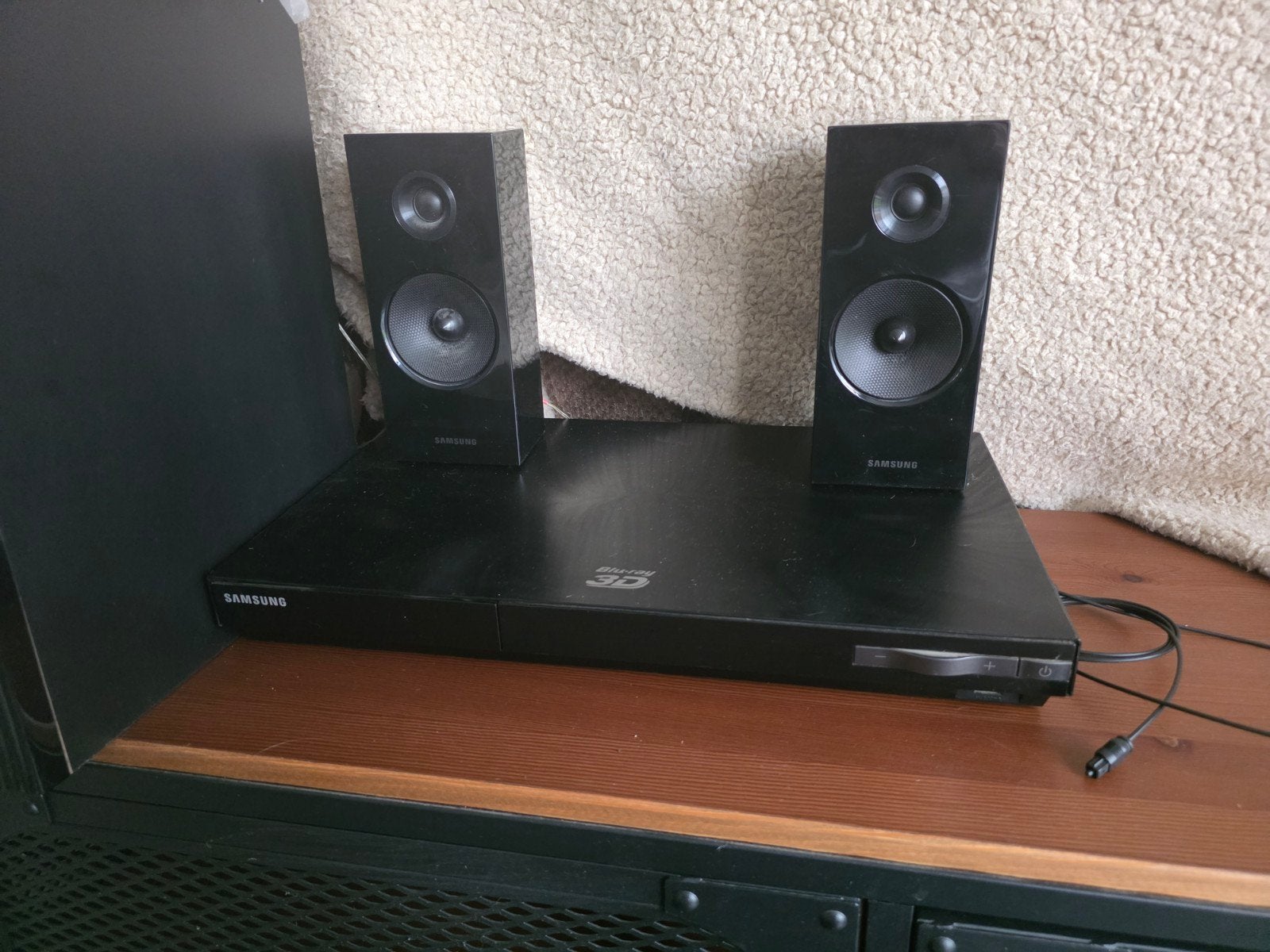 Samsung Blu-ray speler met subwoofer en speakers, 2.1-systeem, Blu-ray-speler, Zo goed als nieuw, Ophalen