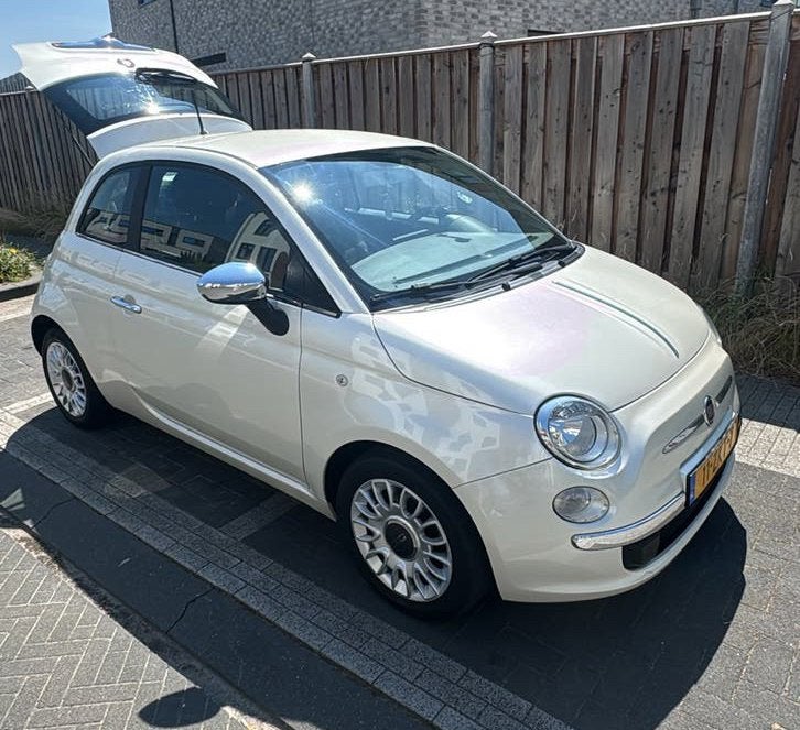 Fiat 500 0.9 85pk Twinair Turbo 2012 parelmoer, Auto's, Voorwielaandrijving, 31 €/maand, Origineel Nederlands, Handgeschakeld