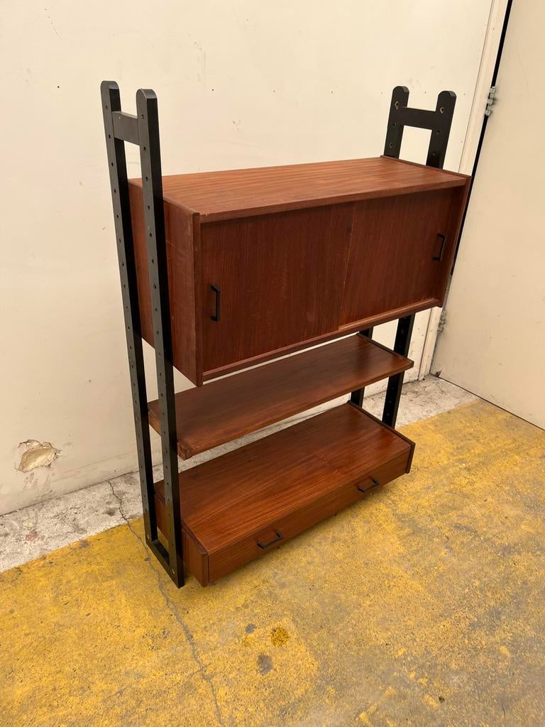 Wandkast Simpla Lux teak fineer kunststof handvat jaren 60, Ophalen of Verzenden, Huis en Inrichting