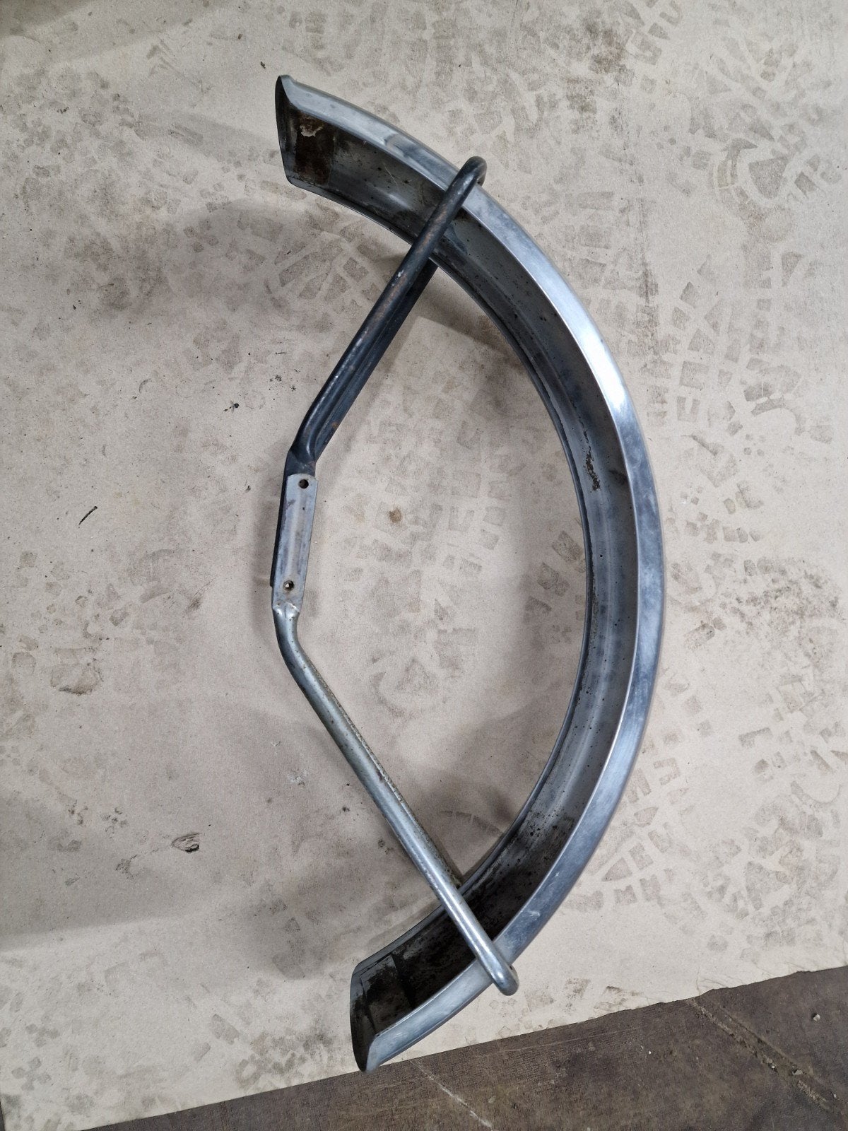 Kreidler RVS voorspatbord met beugels, goed te gebruiken.

P, Ophalen of Verzenden, Gebruikt, Frame