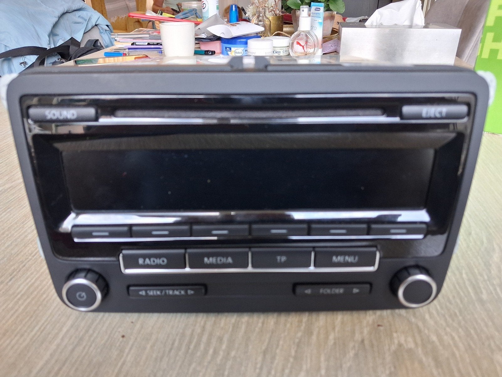 vw tiguan radio cd rcd 310, Ophalen of Verzenden
