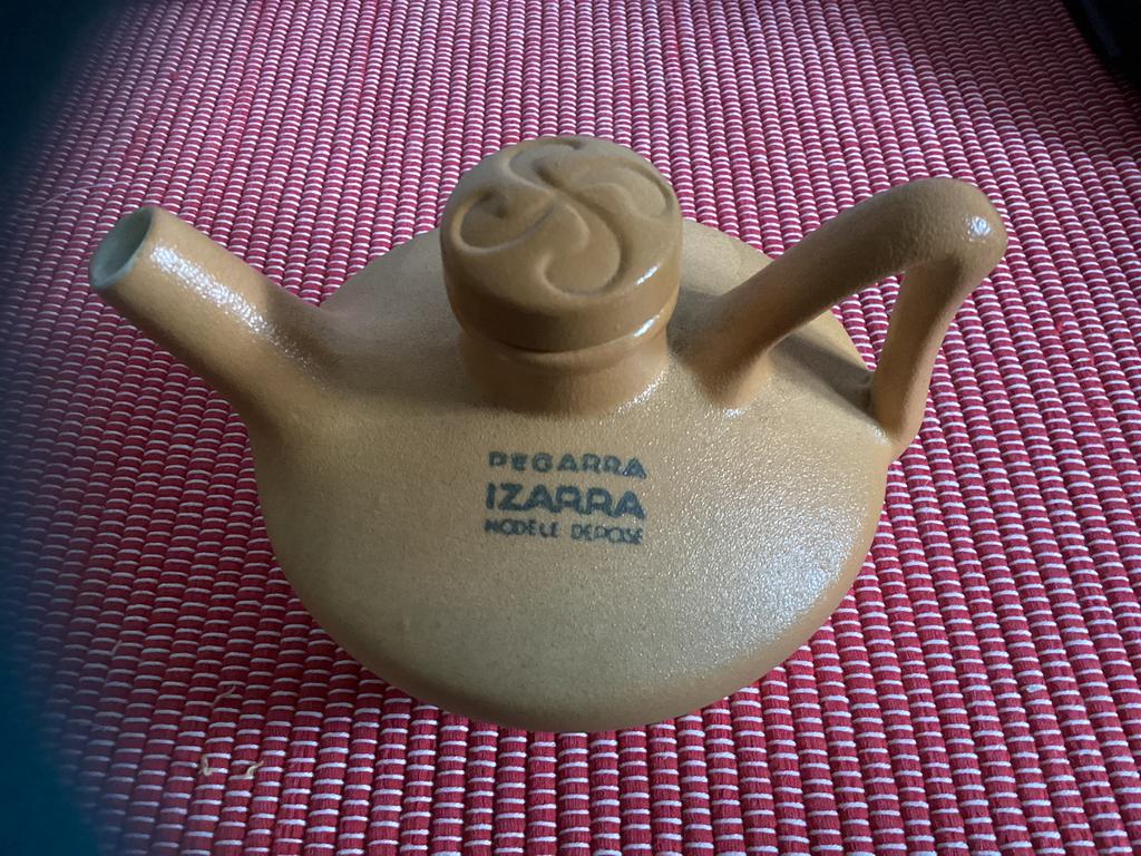 Vintage France Pegarra Izarra Model Depose steengoed, Ophalen of Verzenden