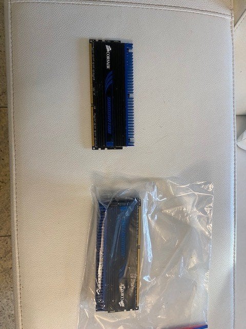 Corsair Dominator 24 GB  DDR 3 Memory card, 32 GB, DDR3, Ophalen of Verzenden, Zo goed als nieuw