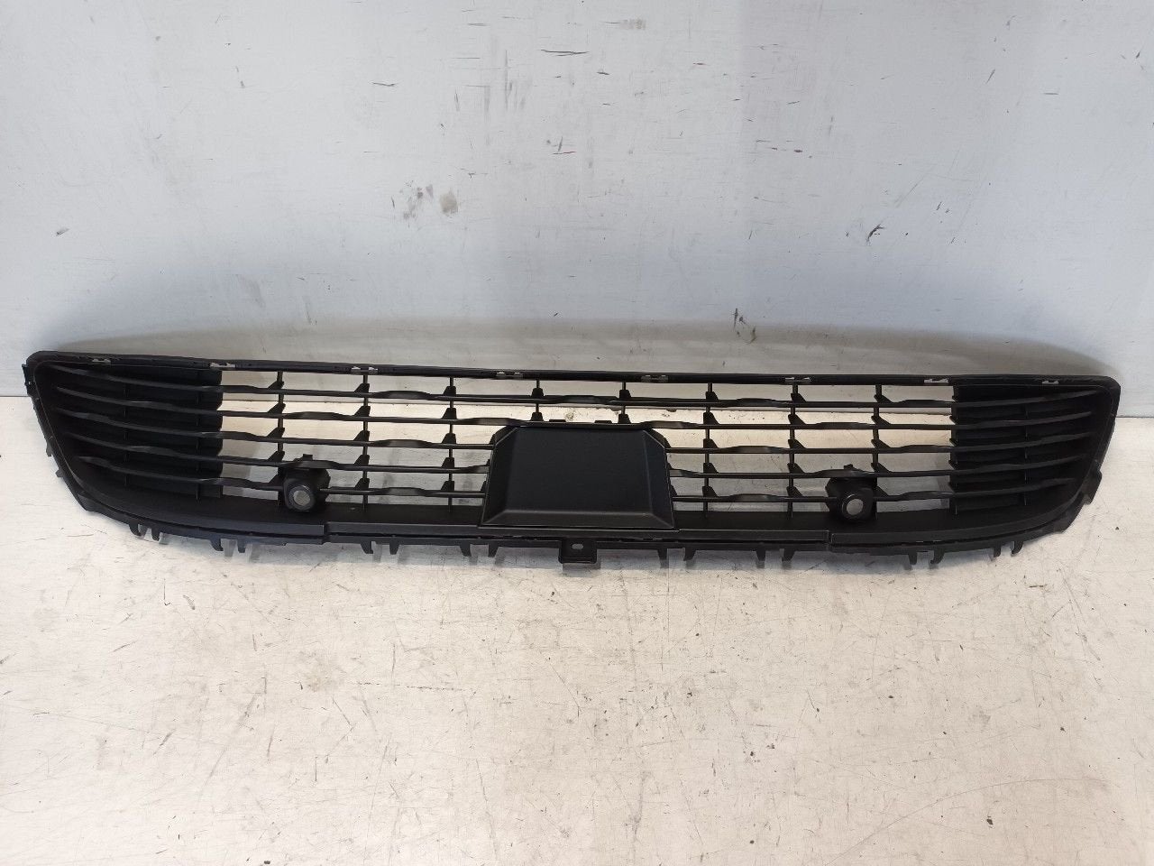 Grille Opel Corsa, Onderdelen@venauto.nl, Van der Ven Autorecycling B.V., Gebruikt, Ettenseweg 76, 4706 PB Roosendaal, The Netherlands