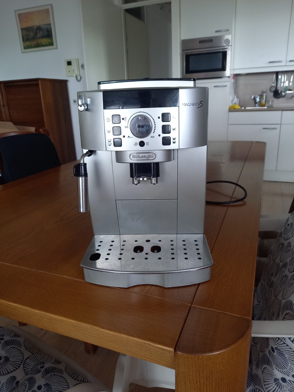 De'Longhi MagnS ECAM 21.117.SB - Volautomatische Espres, Stoompijpje, Gebruikt, Espresso apparaat, 2 tot 4 kopjes