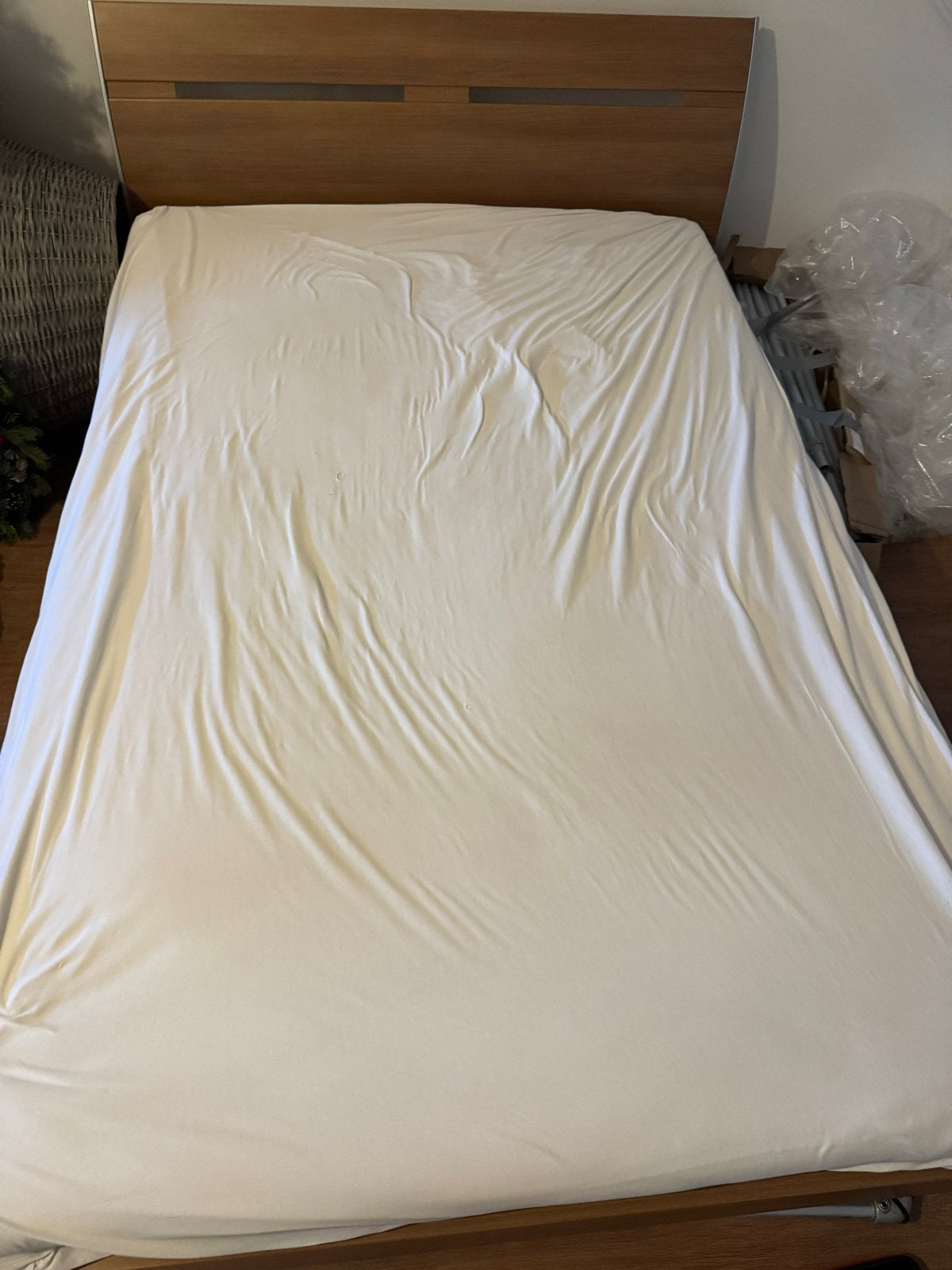 Twijfelaar bed 200x140cm met lattenbodems, Ophalen, Gebruikt, 140 cm, Twijfelaar