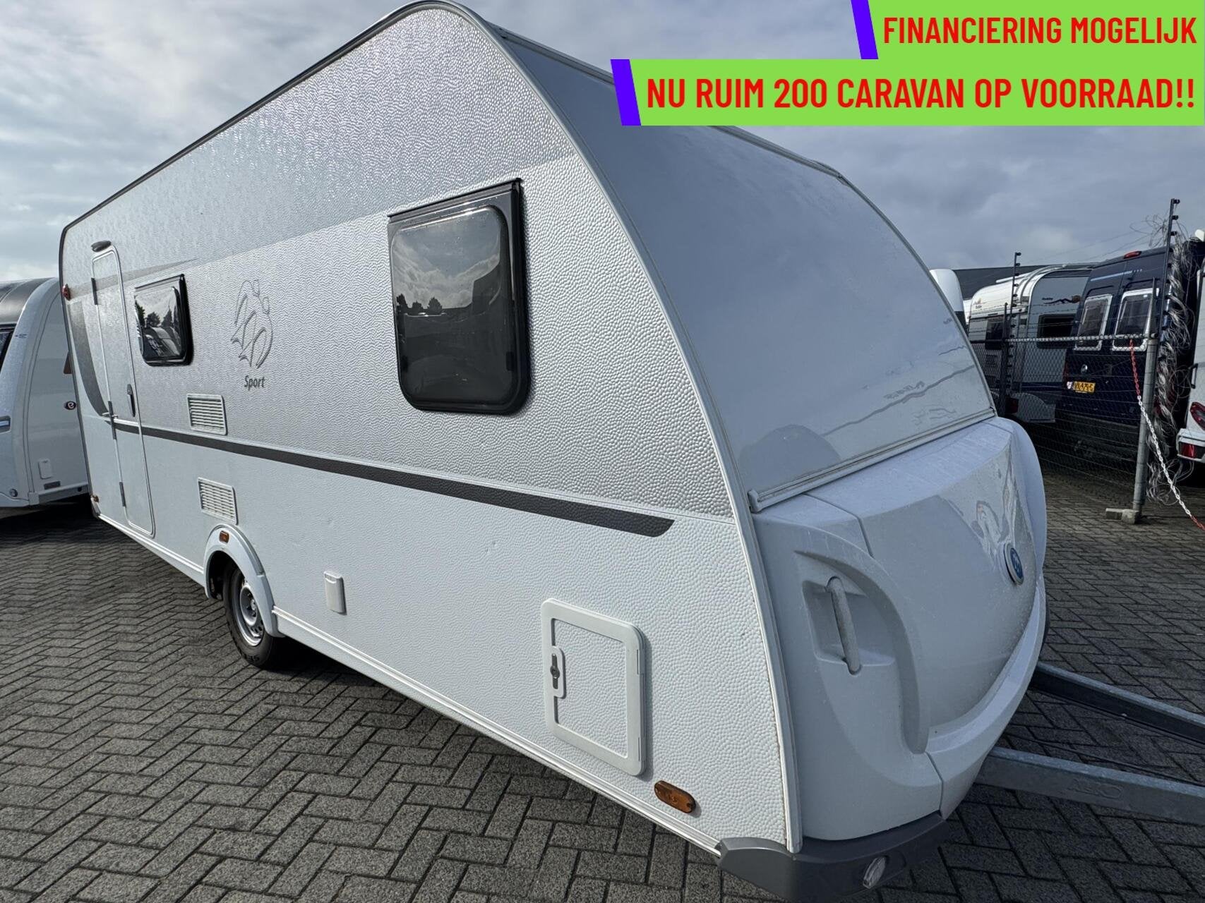 Knaus SPORT 500 FDK, STAPELBED, FRANSBED, TREINZIT, VOORTENT, Hordeur, 7 tot 8 meter, Bedrijf, Treinzit