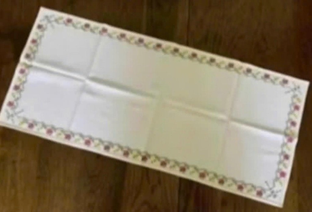 Wit dekservet, tafelloper, tafelkleed, geborduurde bloemen, Ophalen of Verzenden, Zo goed als nieuw, Rechthoek