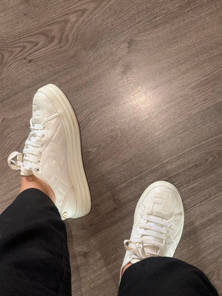 Witte Fendi Sneakers - Maat 38, Ophalen of Verzenden, Zo goed als nieuw, Wit