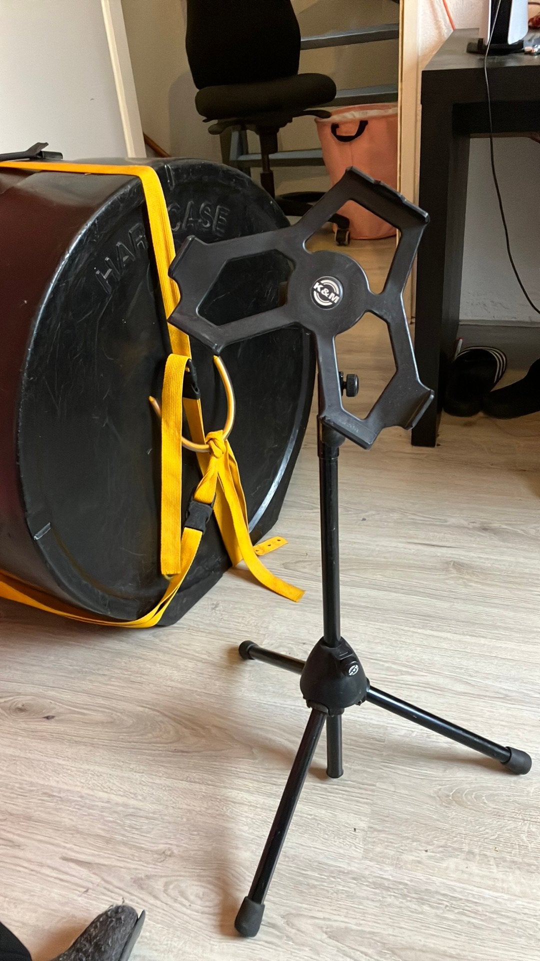 K&M Ipad standaard (k&m 19717), Ophalen, Gebruikt