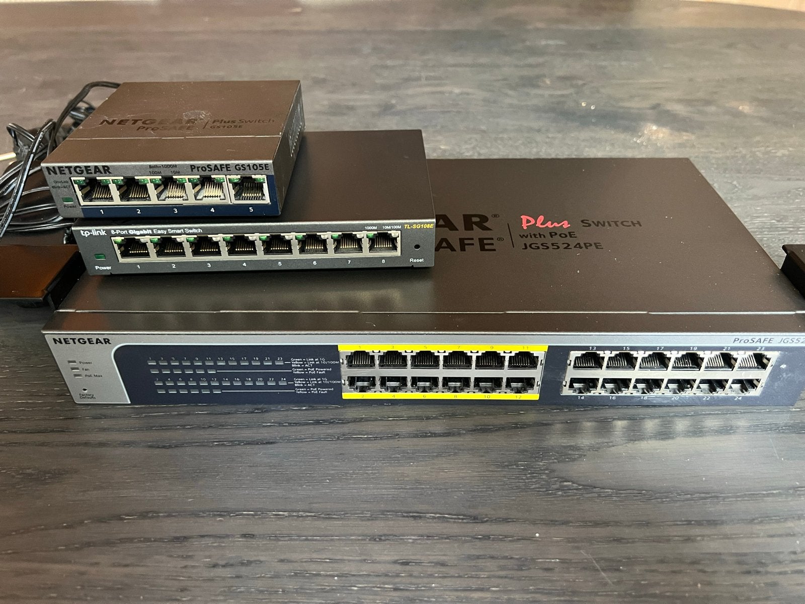 Netgear en TP-Link Switches: JGS524PE, TL-SG108E, GS105E, Ophalen, Gebruikt