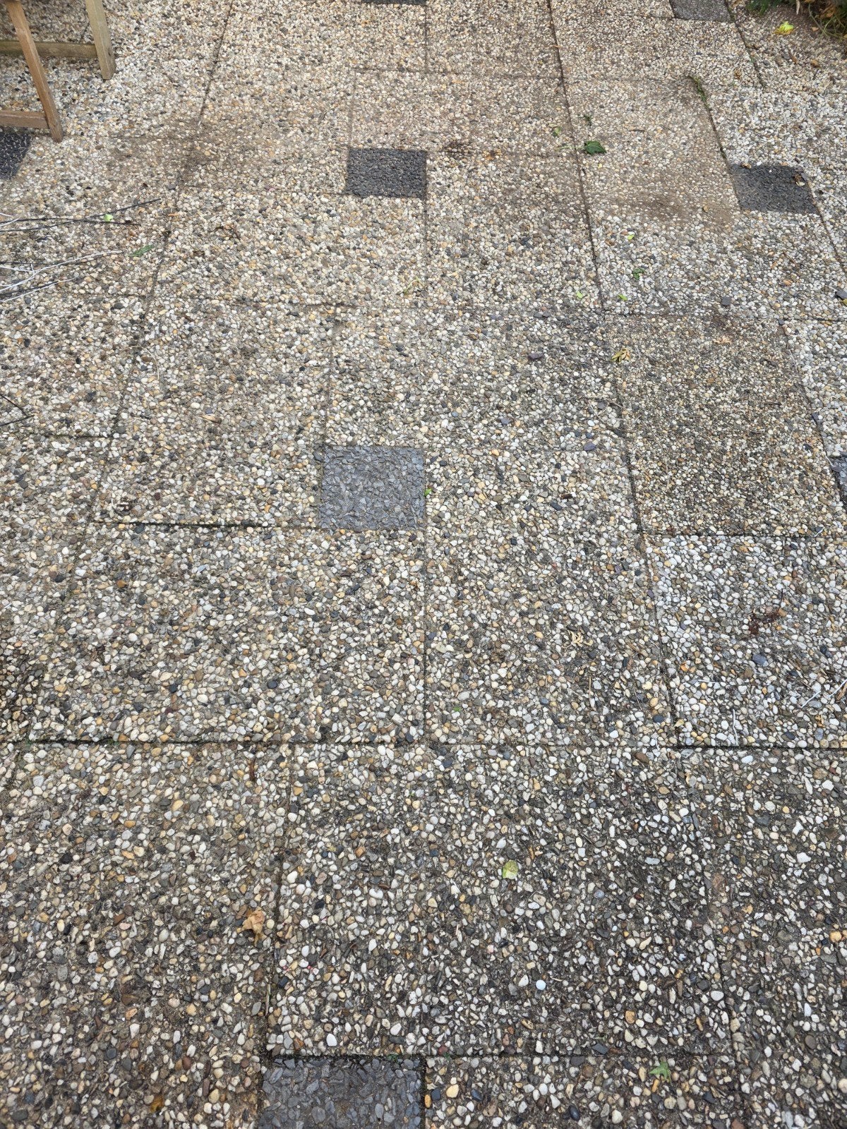 Gratis grindtegels 3x9 m2 -, Ophalen, Gebruikt, 10 m² of meer, Grind