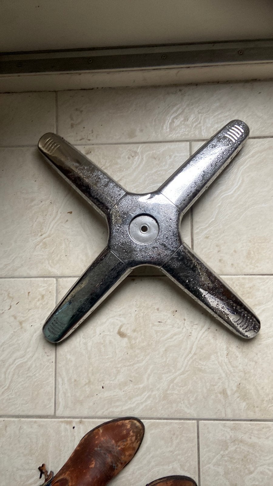 Onderstel tafel chroom 10 mm doorsnede gat verbinding tuin, Ophalen, Zo goed als nieuw