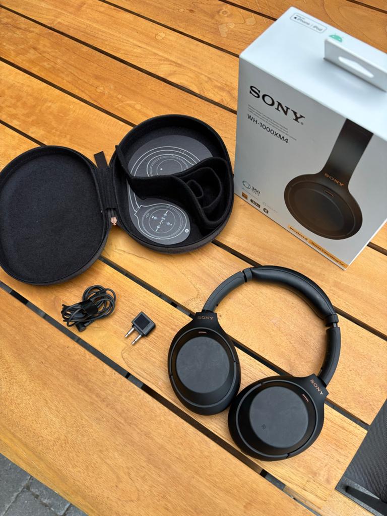 Sony WH-1000XM4 Draadloze Noise-Cancelling Hoofdtelefoon, Ophalen of Verzenden, Zo goed als nieuw, Over oor (circumaural), Sony