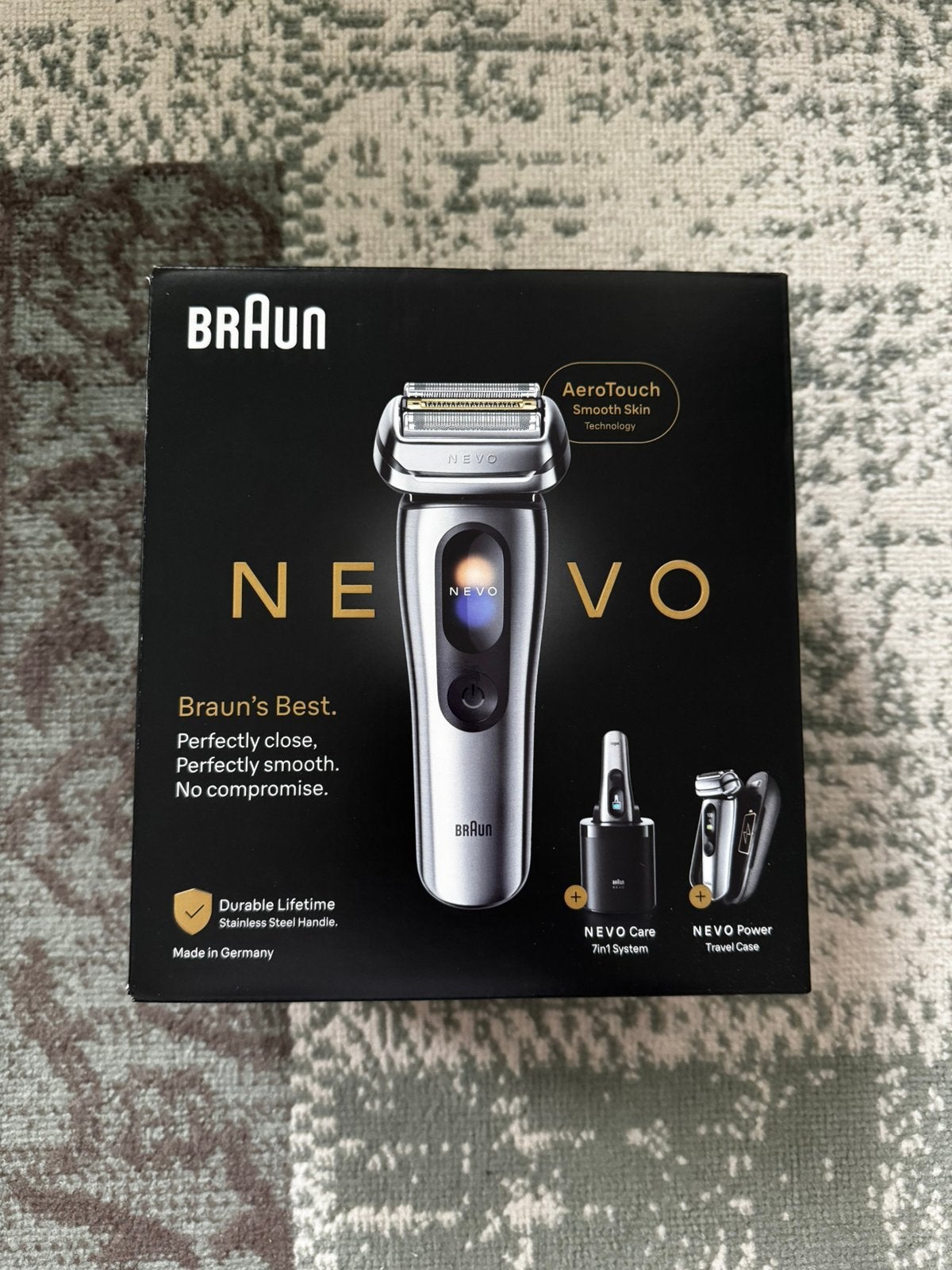 Nieuw - Braun Nevo 17000c scheerapparaat, Witgoed en Apparatuur, Ophalen of Verzenden, Nieuw, Scheren en Epileren