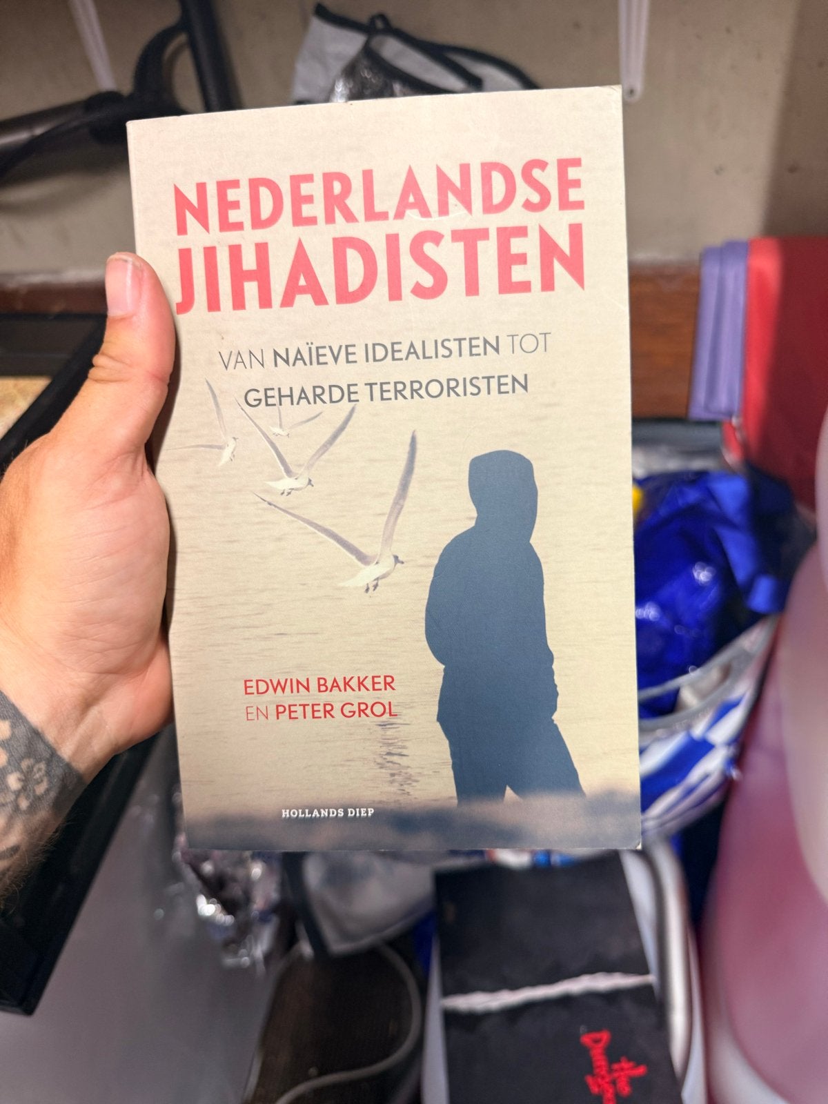 Nederlandse Jihadisten - Edwin Bakker & Peter Grol, Ophalen of Verzenden, Zo goed als nieuw, Nederland