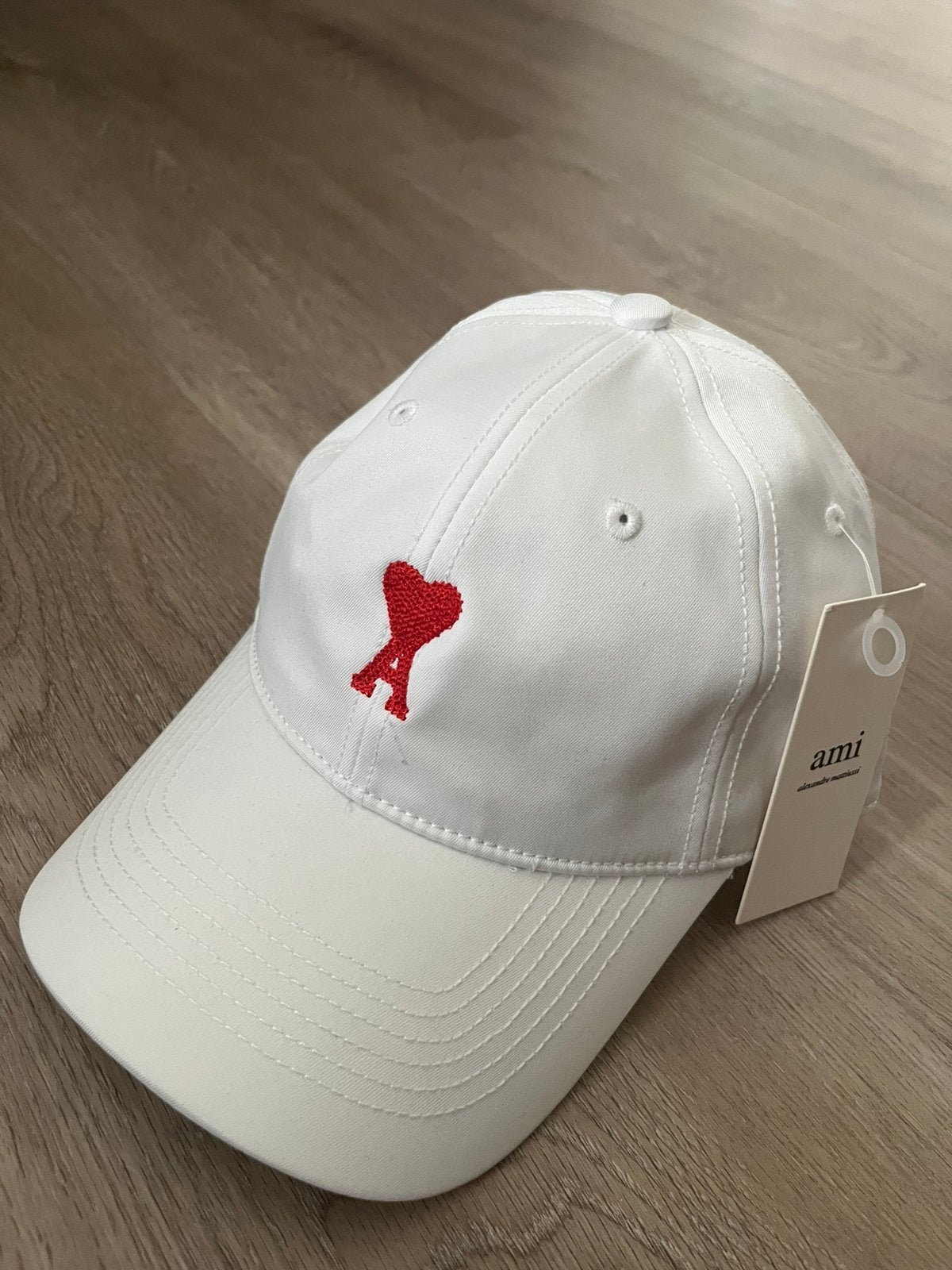 Ami pet wit nieuw met prijskaartje, Ophalen of Verzenden, Nieuw, One size fits all, Pet