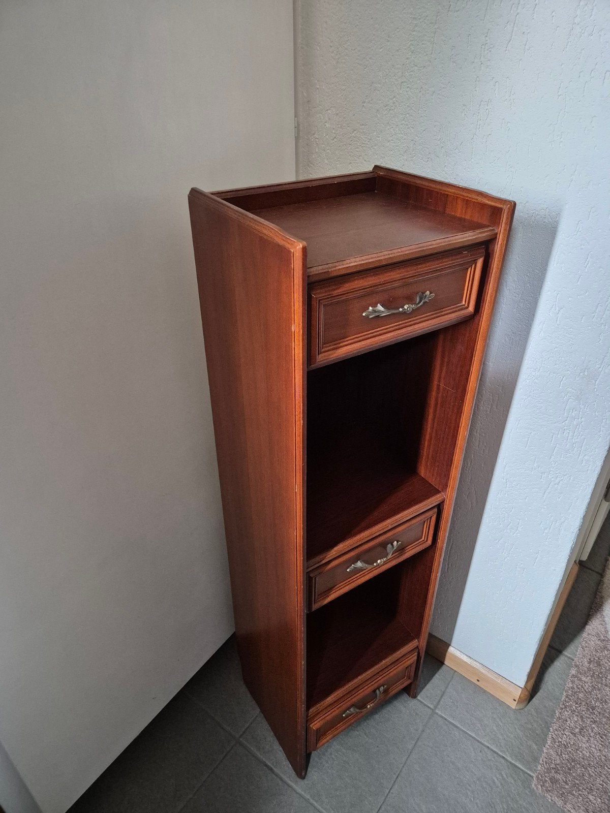 Vintage houten kastje met lades en planken, Huis en Inrichting, Ophalen, Minder dan 50 cm, Gebruikt, Klassiek, Vintage
