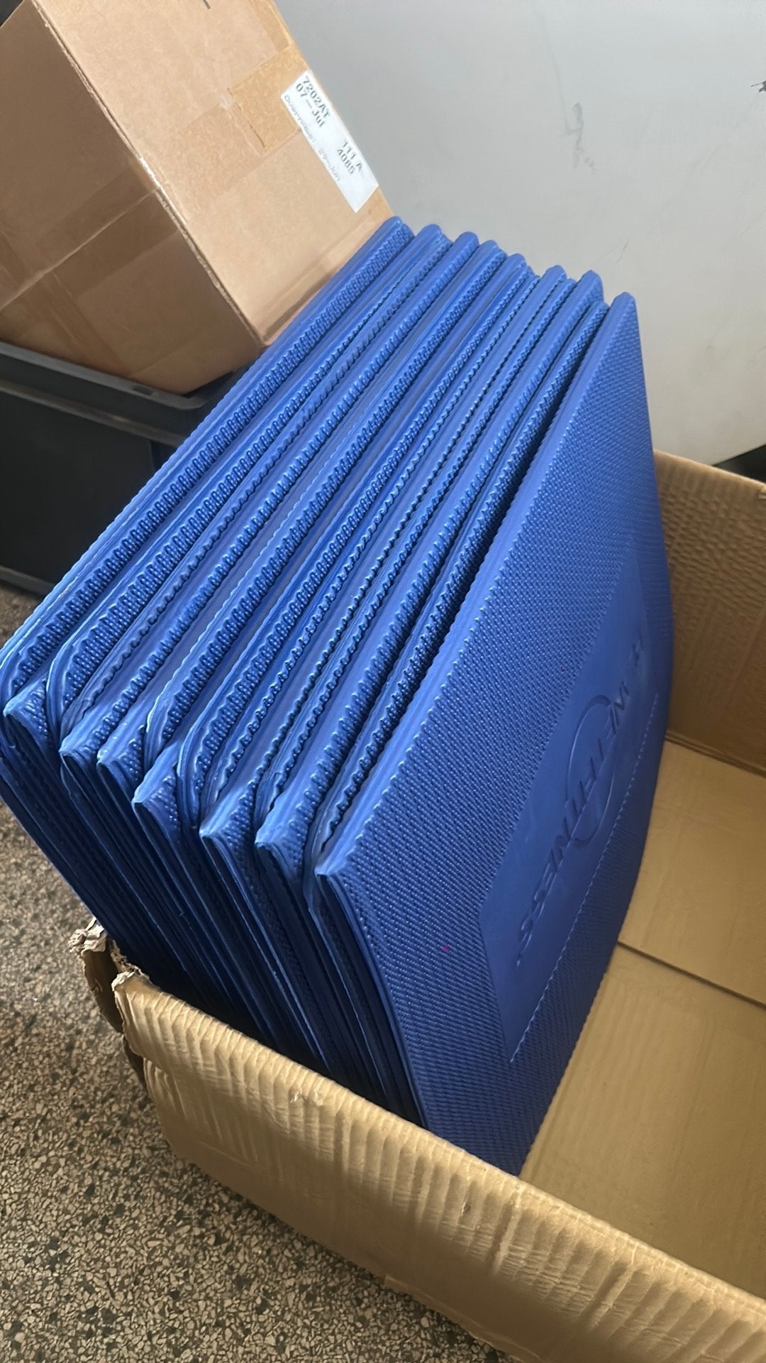35 yoga matjes, Ophalen of Verzenden, Zo goed als nieuw