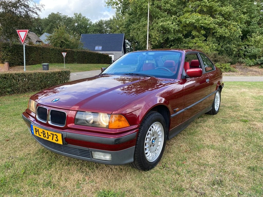 BMW 3-Serie E36 316i Coupe 1996, Auto's, BMW, Bedrijf, 3-Serie, ABS, Airbags, Airconditioning, Alarm, Automatische klimaatregeling