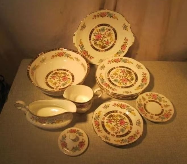 Prachtig Antieke Porseleine Servies - Queen's Rosina, Ophalen of Verzenden