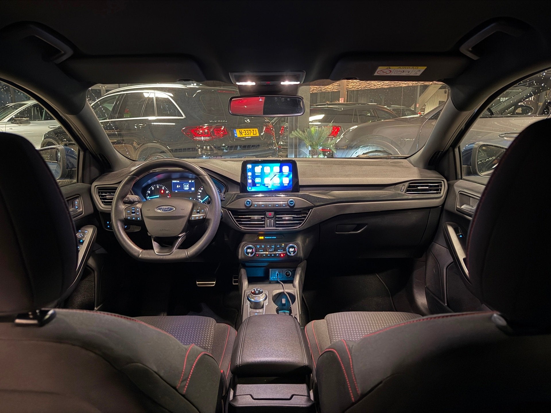 Ford FOCUS 1.0 ST Line |Automaat|Stoelverwarming|CAM|CARPLAY, Auto's, 125 pk, Gebruikt, Euro 6, Blauw