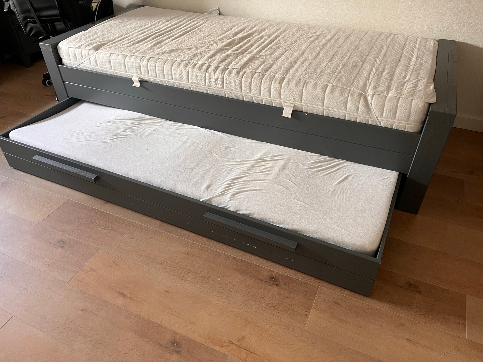 Woood kinderkamer grijs, Ophalen, 85 tot 100 cm, Gebruikt, Matras