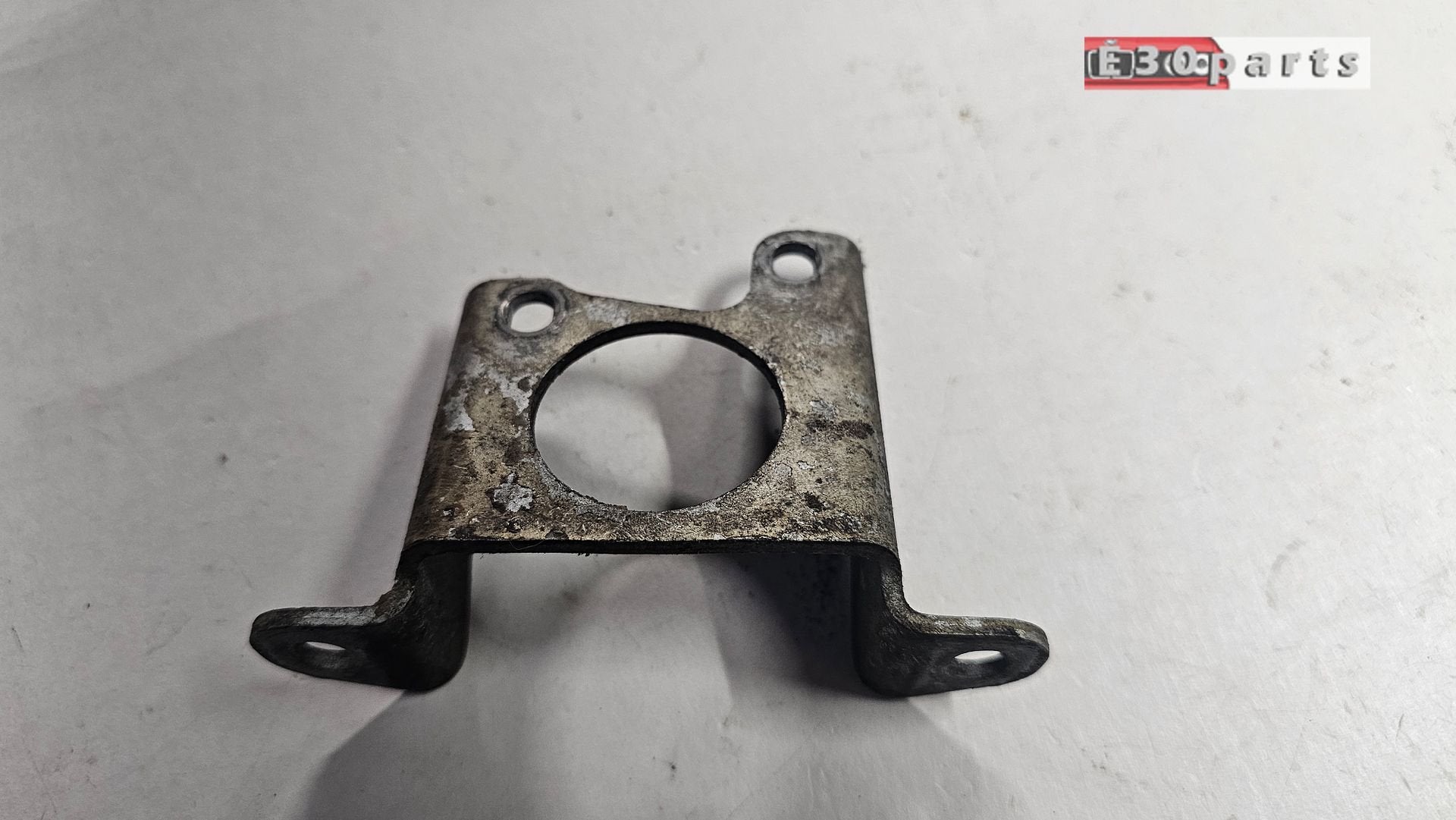 Montage beugel inlaatspruitstuk BMW 3  / 5 / Z1 serie E30 E3, Gebruikt, -, Ophalen of Verzenden, -