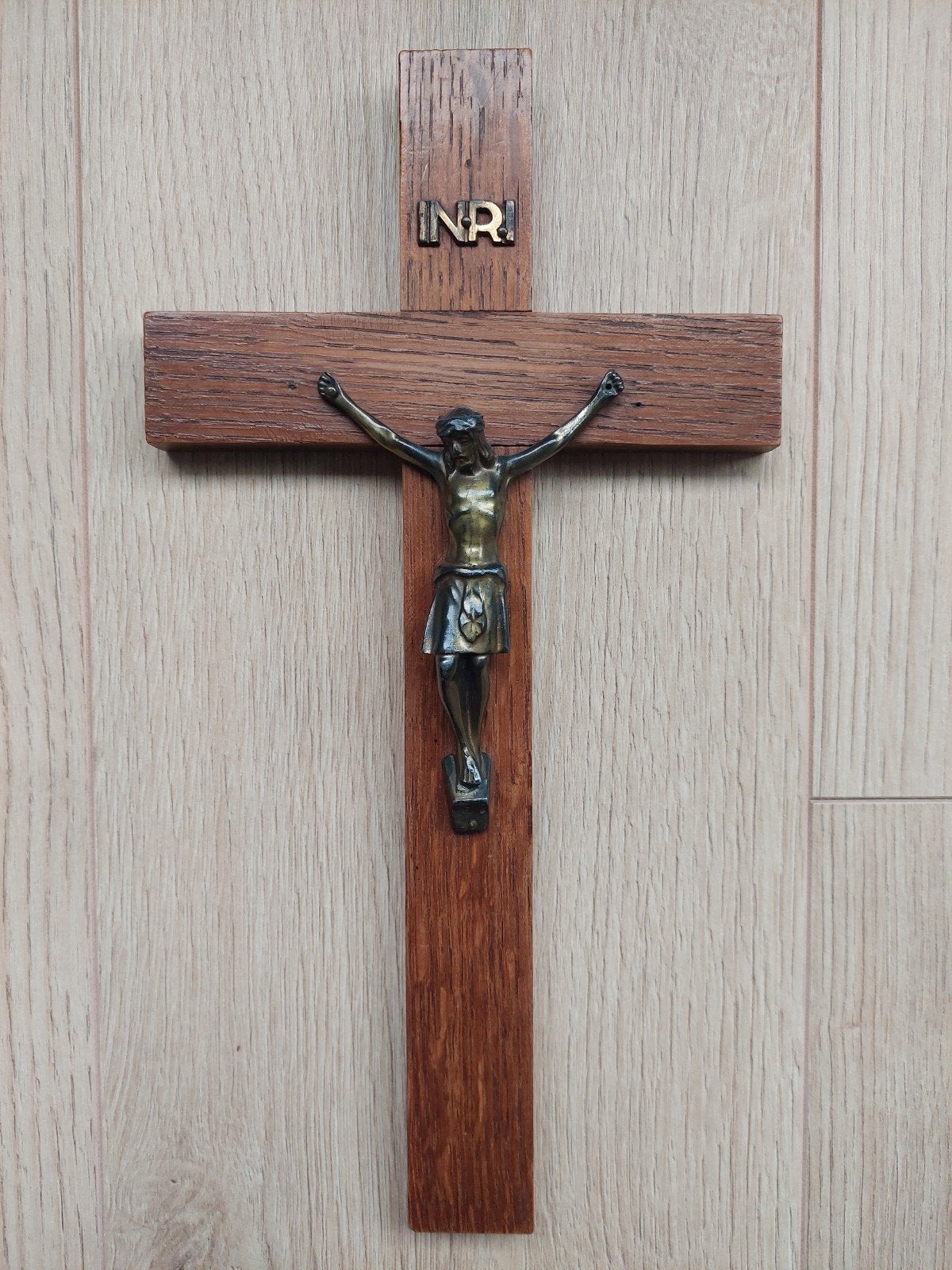 Houten Kruisbeeld met Jezusfiguur - 30x16cm, Antiek en Kunst, Ophalen of Verzenden