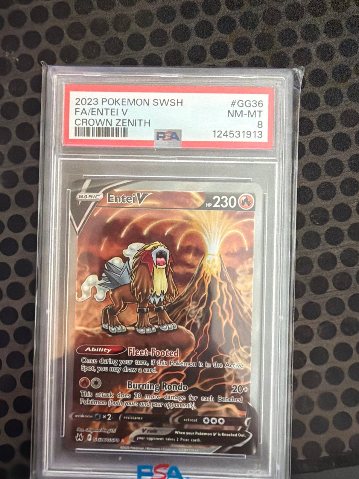 Entei V Crown Zenith PSA 8 Pokemon Kaart, Ophalen of Verzenden, Zo goed als nieuw, Losse kaart