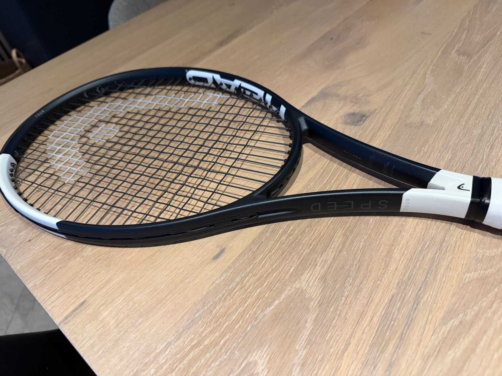 Head Speed Tour 97 2026 (nieuwstaat !), Sport en Fitness, Tennis, Ophalen of Verzenden, Zo goed als nieuw, Head, Racket