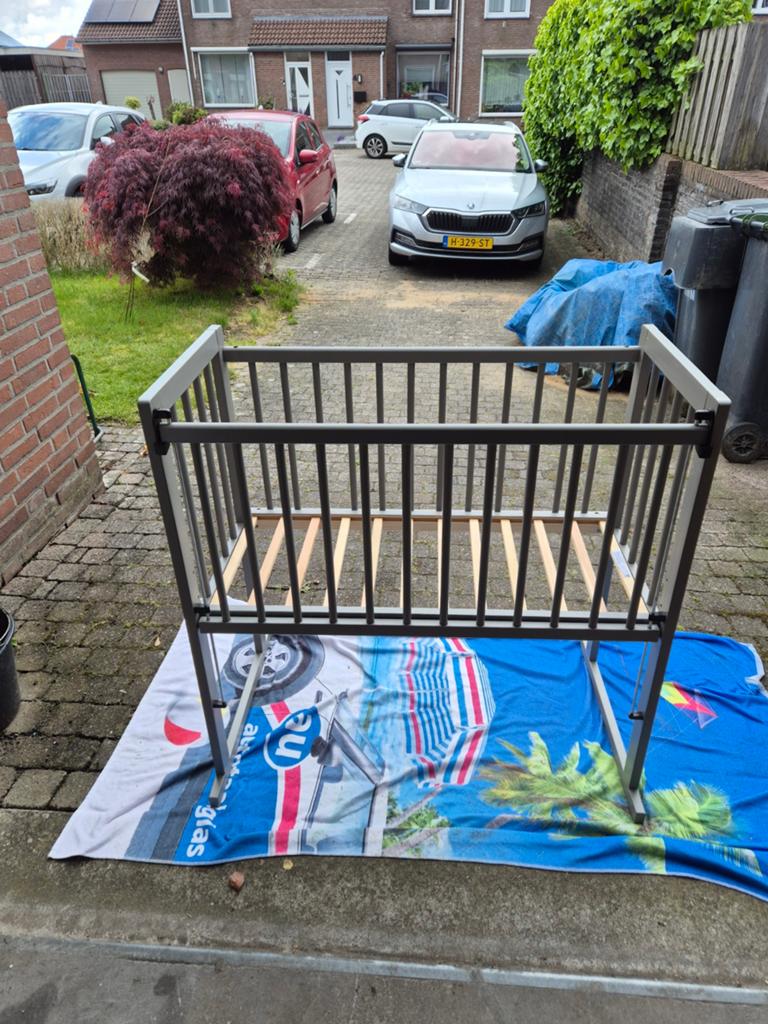 Co-sleeper Petite Amelie - Lichtgrijs met matras, Ophalen