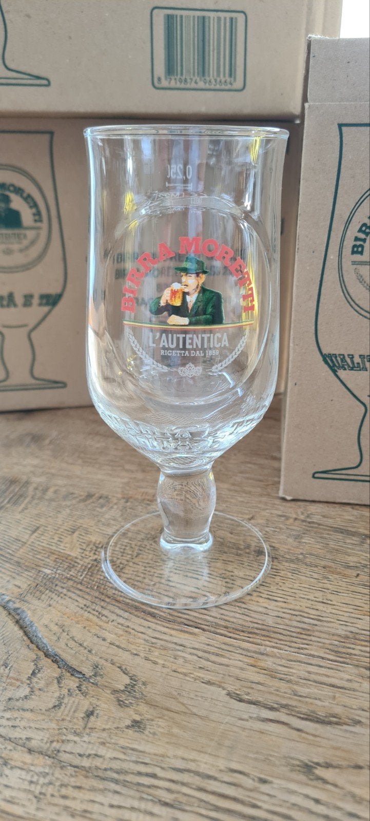 Birra Moretti bierglazen 25cl - Nieuw in doos, Nieuw, Ophalen of Verzenden, Meerkleurig, Overige merken