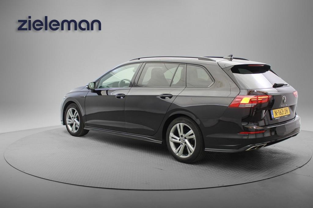 Volkswagen GOLF Variant 1.5 TSI R-Line - Digitaal Cockpit, C, Auto's, 4 cilinders, Met garantie (alle), 1261 kg, Zwart