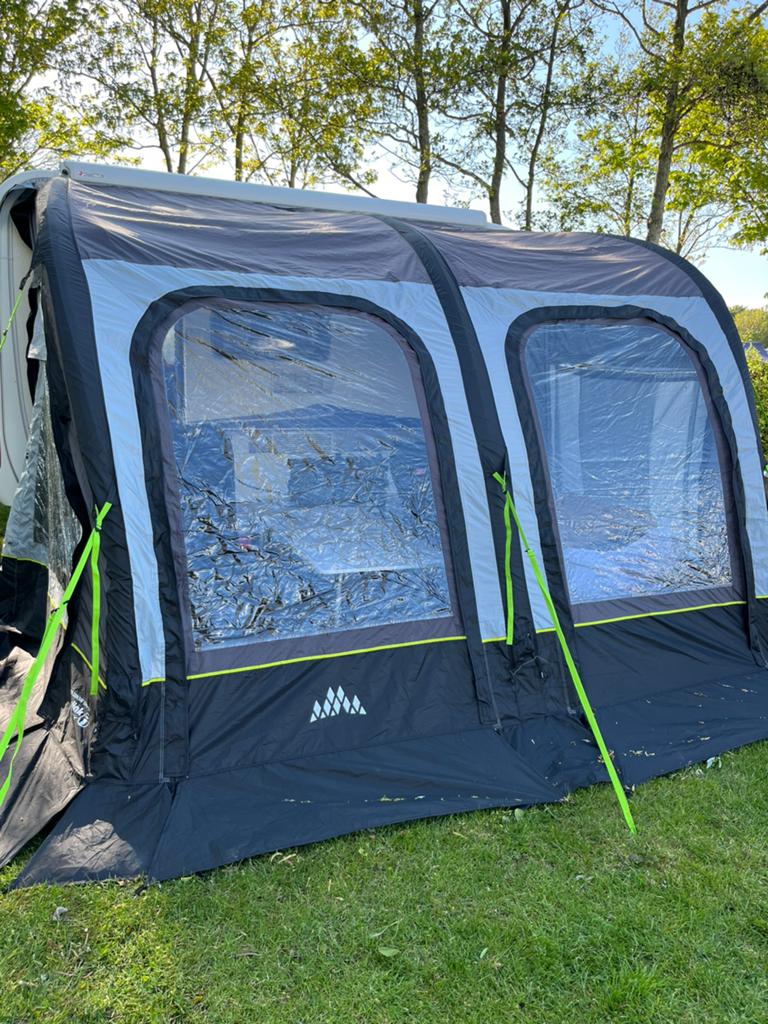 Obelink Viera 320 opblaasbare voortent / nette staat!, Caravans en Kamperen, Tenten, Ophalen of Verzenden, Zo goed als nieuw, Tot en met 4