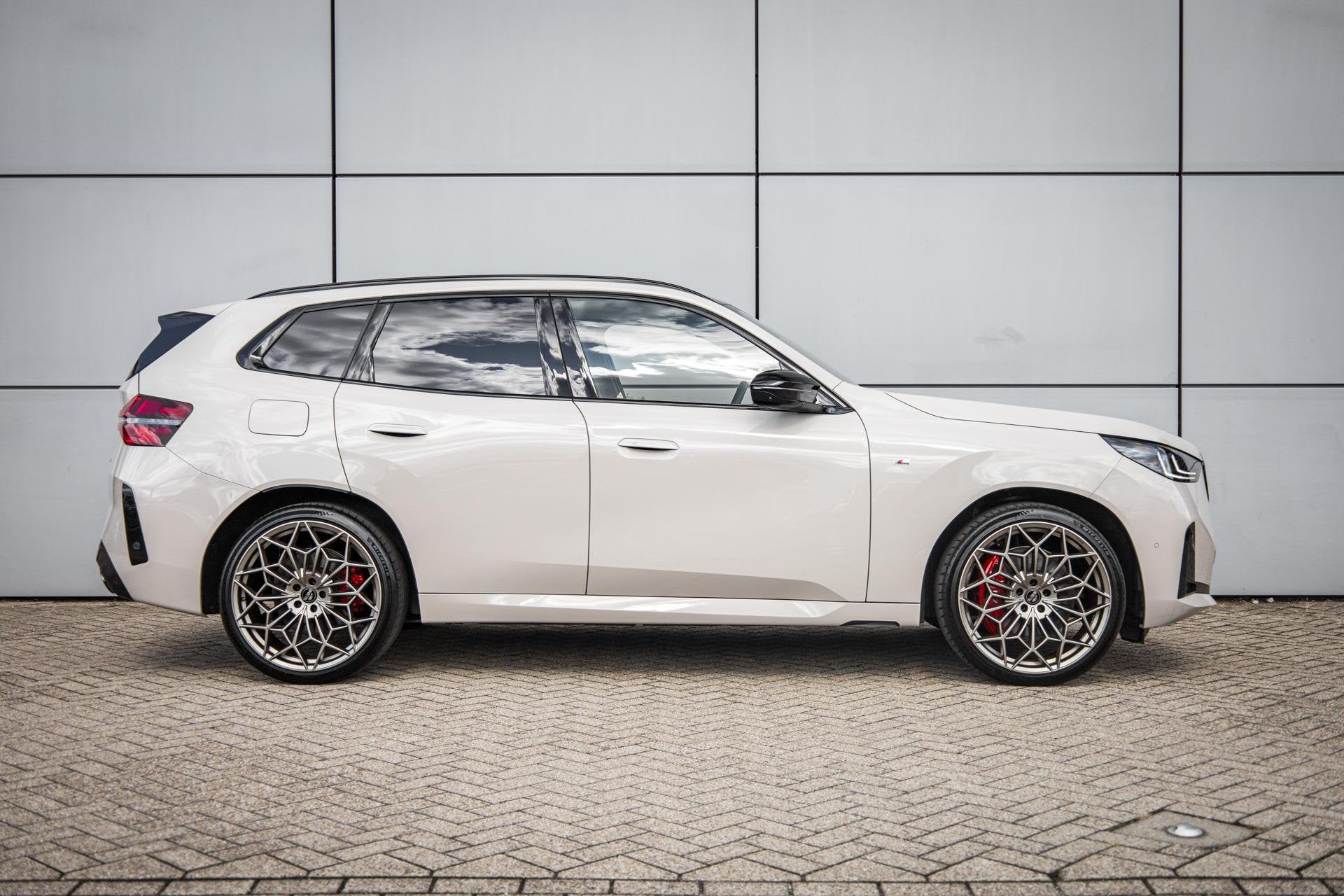 BMW X3 M50 398pk | Panoramadak | Trekhaak | Head-up | 22" Ve, Auto's, 12 maanden, Gebruikt, 398 pk, 2500 kg