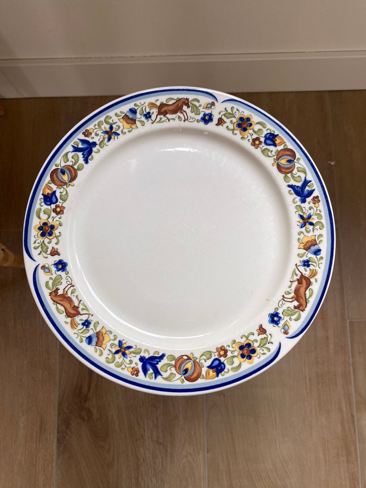 Dinerborden van Villeroy & Boch uitvde jaren 70, Ophalen