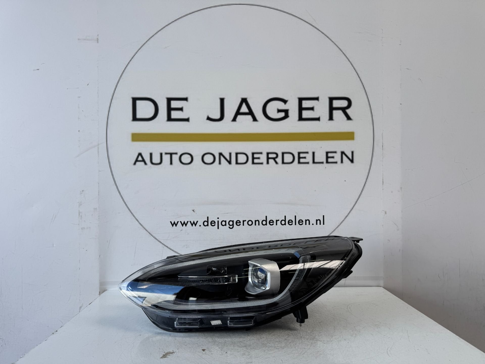 FORD FIESTA MK8 FACELIFT LED KOPLAMP LINKS N1BB-13E017-AF, Gebruikt, Info@ford.com, Ophalen of Verzenden, Ford
