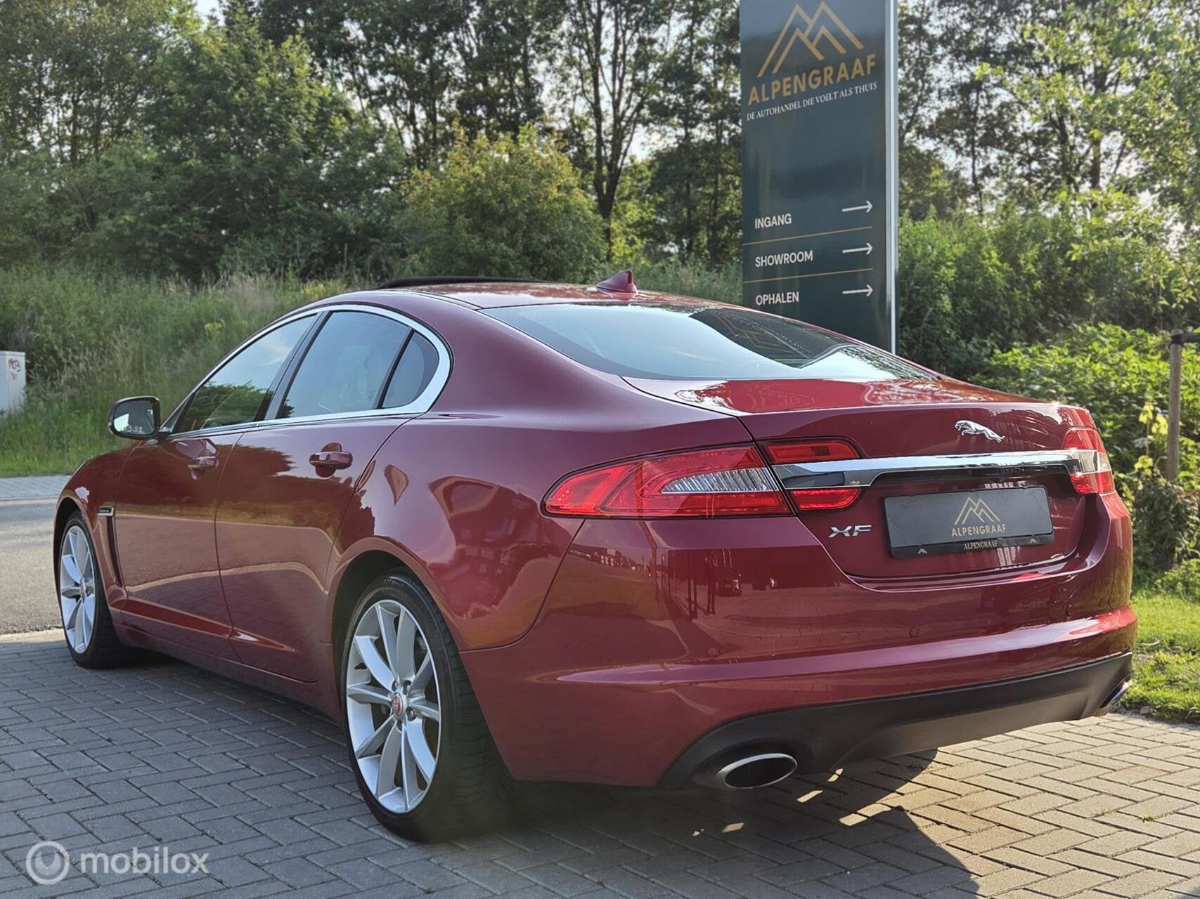 Jaguar XF 3.0 V6 340pk schuifkanteldak|Camera|Navigatie|Lede, Auto's, Jaguar, Automaat, Achterwielaandrijving, Gebruikt, Beige