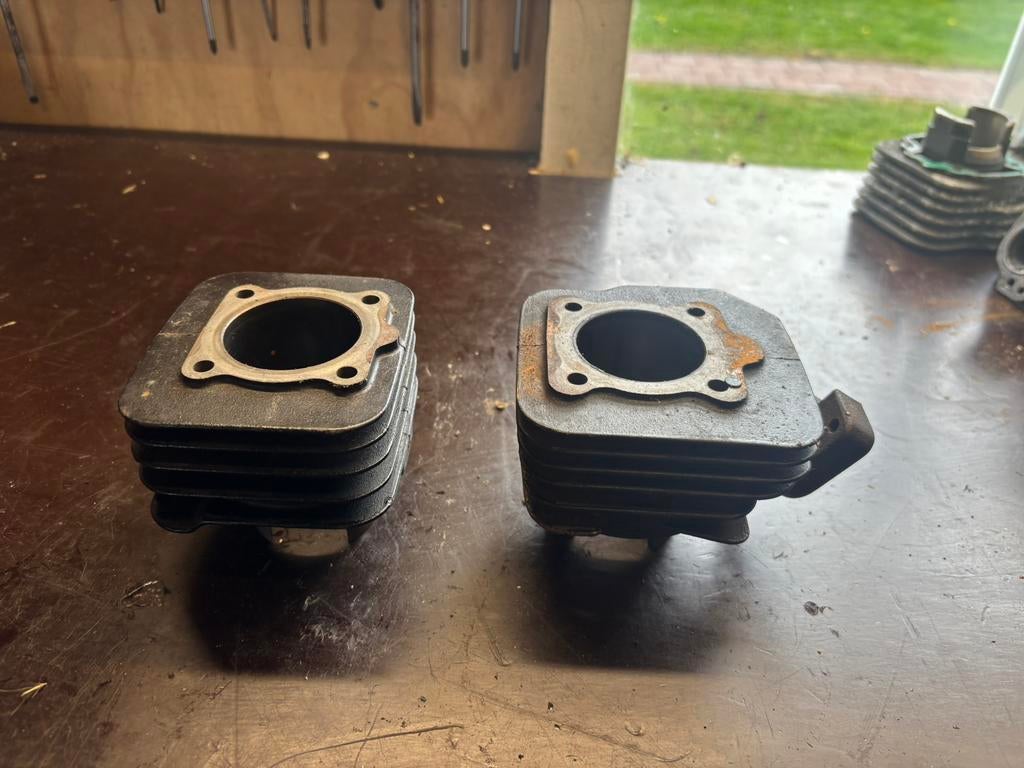 DR cilinder 70cc piaggio, Ophalen of Verzenden, Zo goed als nieuw, Cilinder
