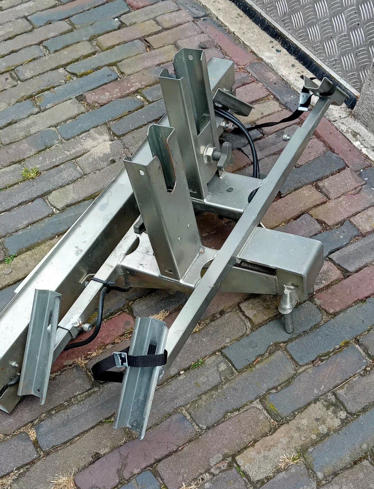 Twinny load fietsdrager, Ophalen, Trekhaakdrager