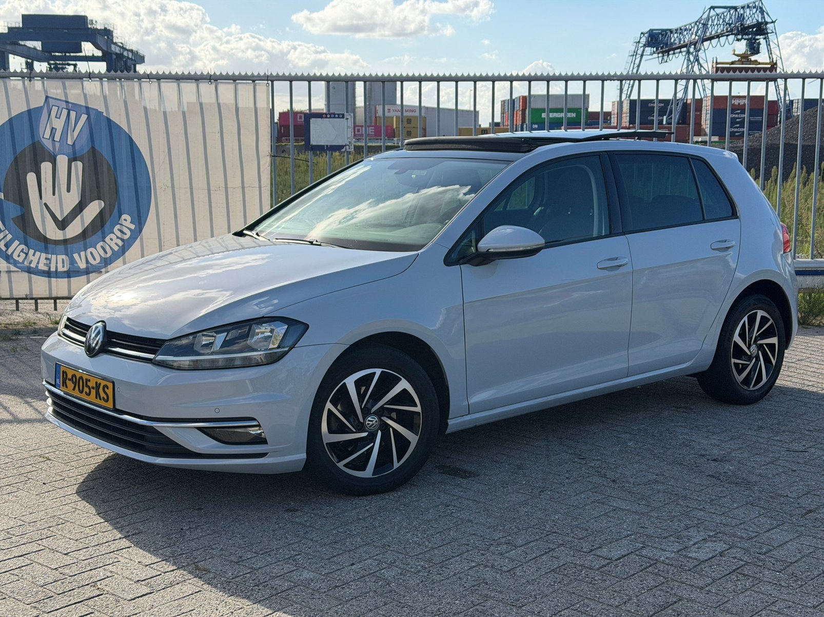Volkswagen Golf 7-DSG 2019, 620 kg, Wit, 3 cilinders, 1157 kg