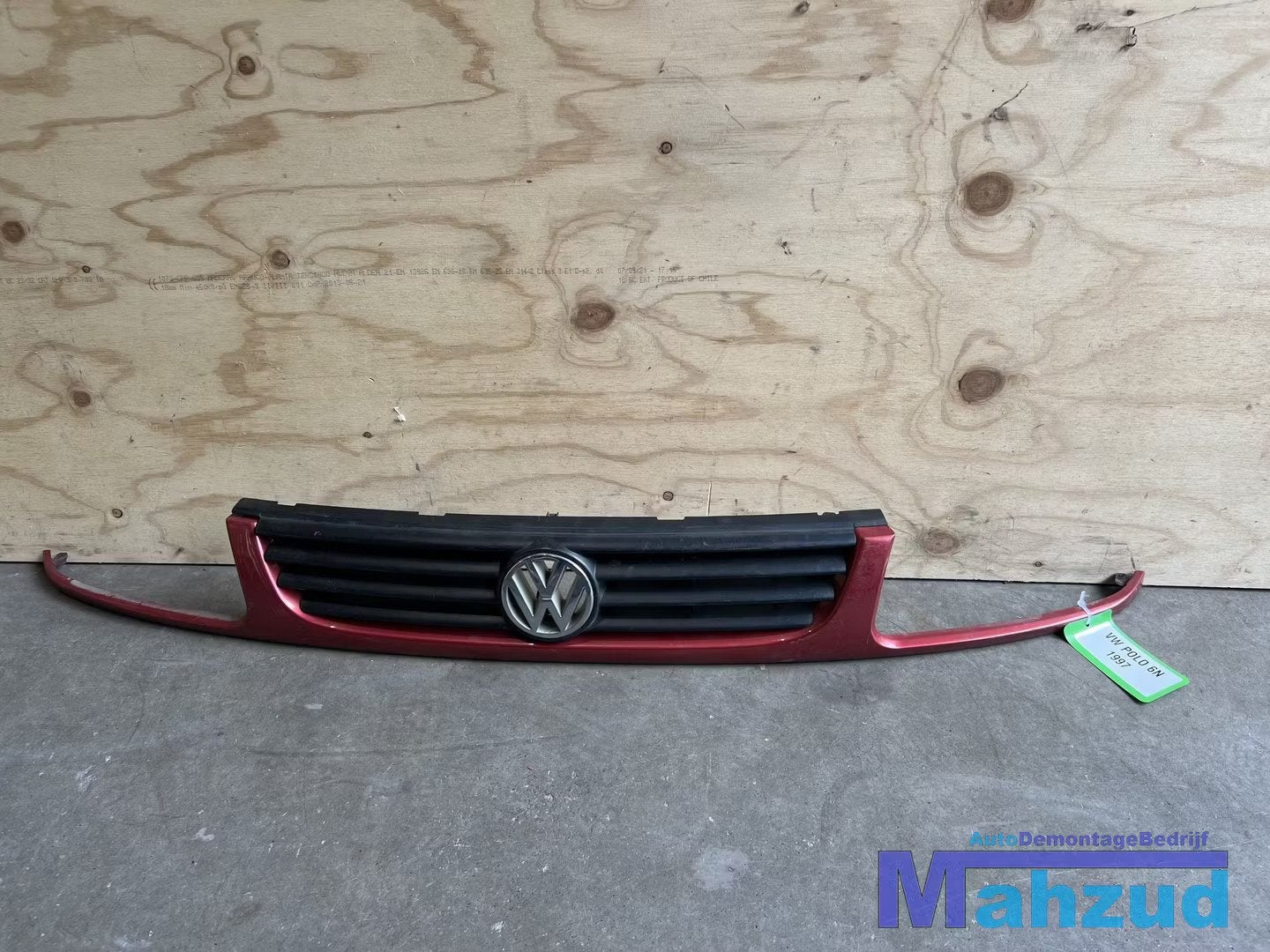 VW POLO 6N rood grille 1994-1999, Gebruikt, Volkswagen, Volkswagen AG, Berliner Ring 2
38440  Wolfsburg, DE