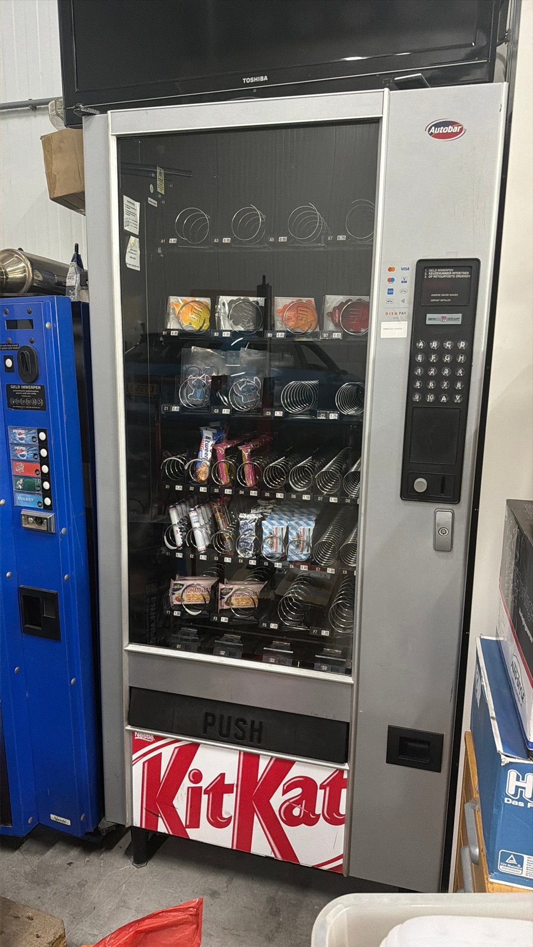 KitKat Autobar vendingmachine - Werkt perfect!, Verzamelen, Ophalen, Gebruikt, Autobar, X